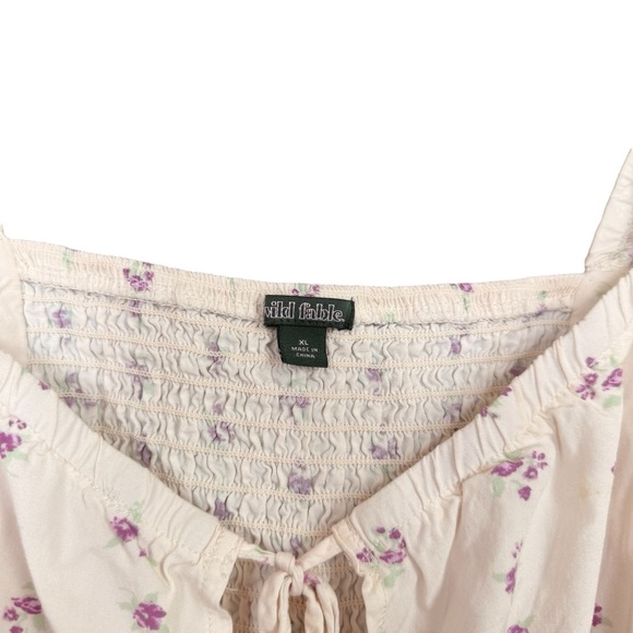 Floral Cream Top with Lavender Accents - Picture 4 of 9